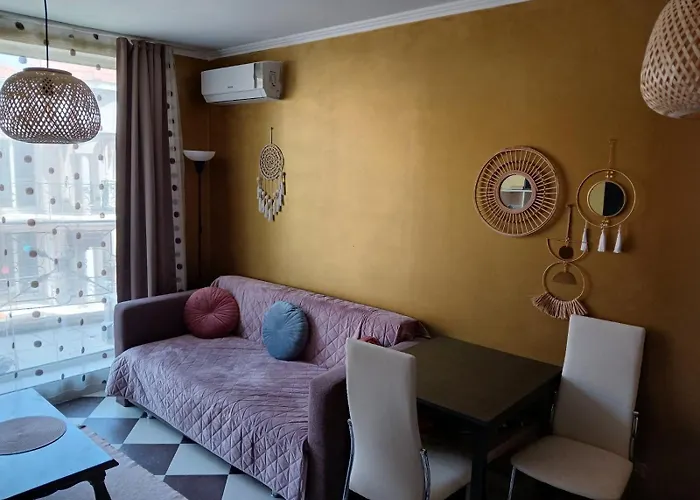 Διαμέρισμα Golden Hacienda *